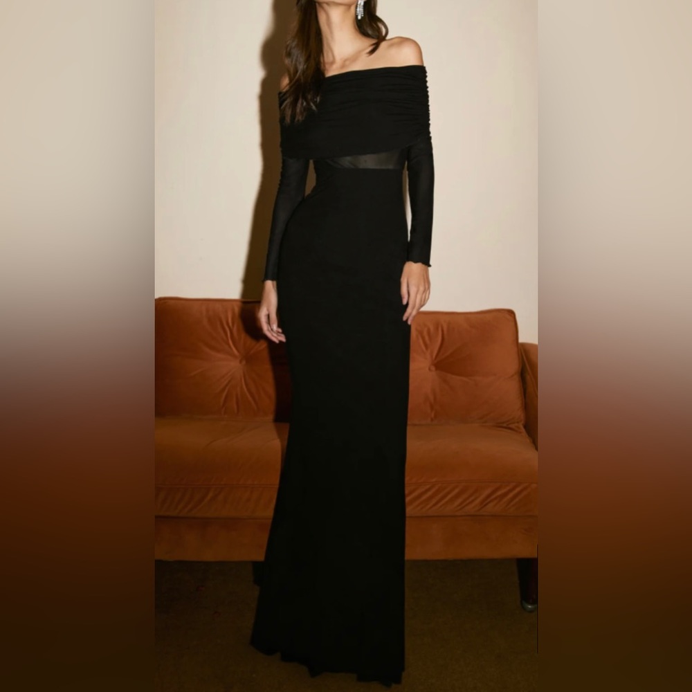 Brand new Commense off-shoulder overfold mesh long sleeve dress